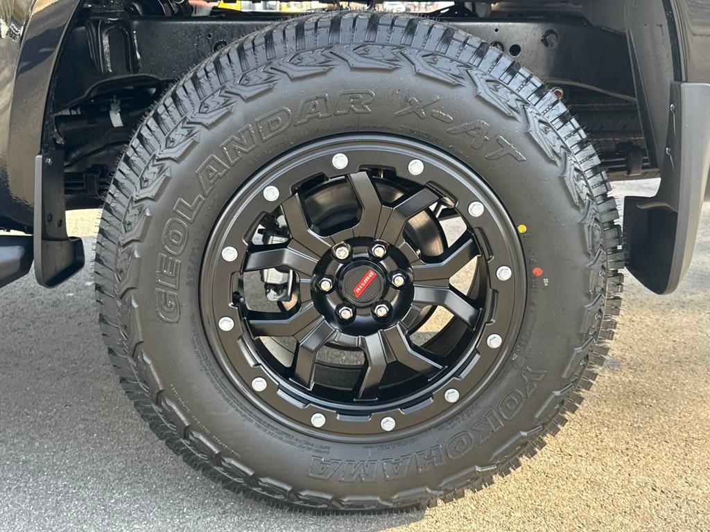 2025 Nissan Frontier SV photo
