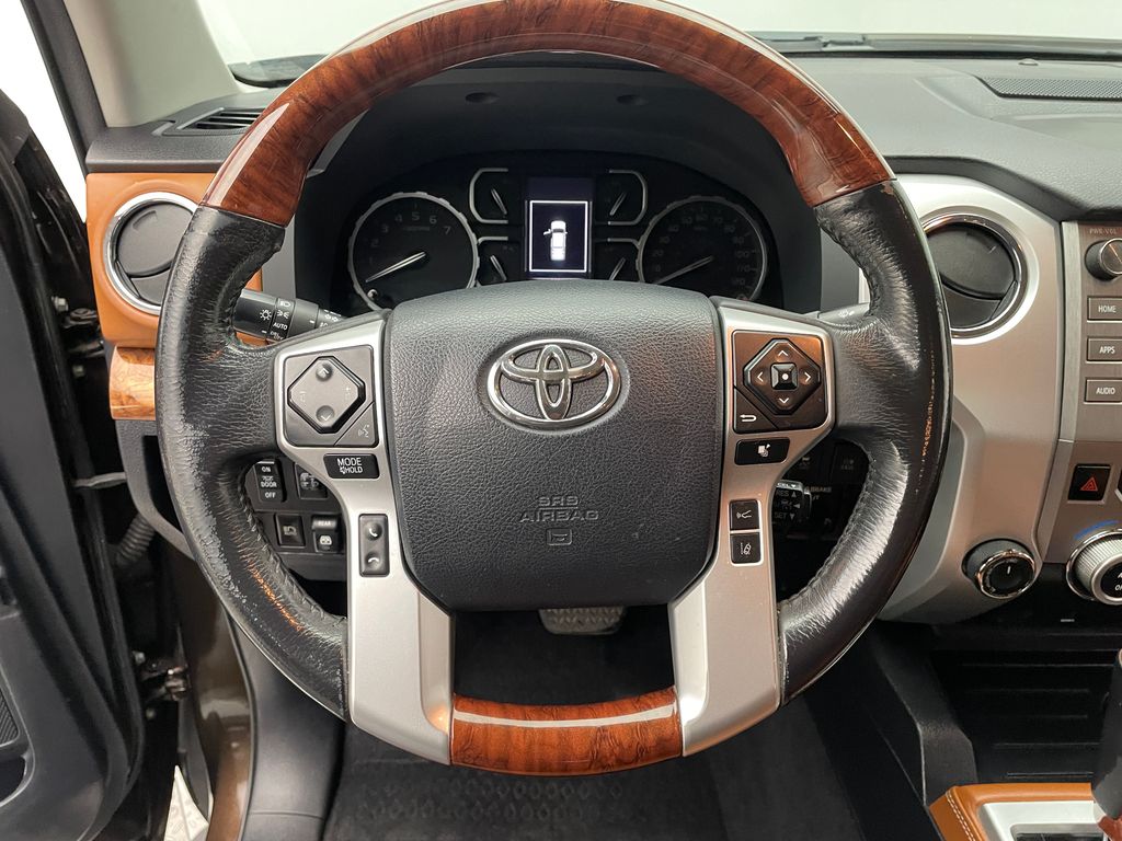 Thumbnail: 2018 Toyota Tundra - 21