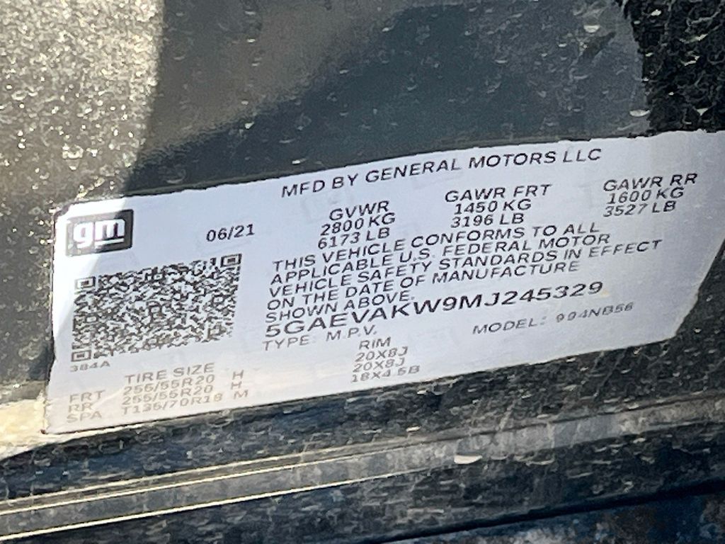 Used 2021 Black Buick Essence image 34