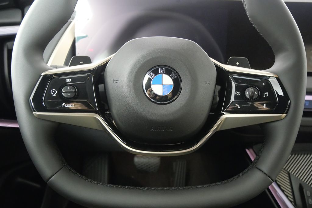 Thumbnail: 2025 BMW X3 - 21