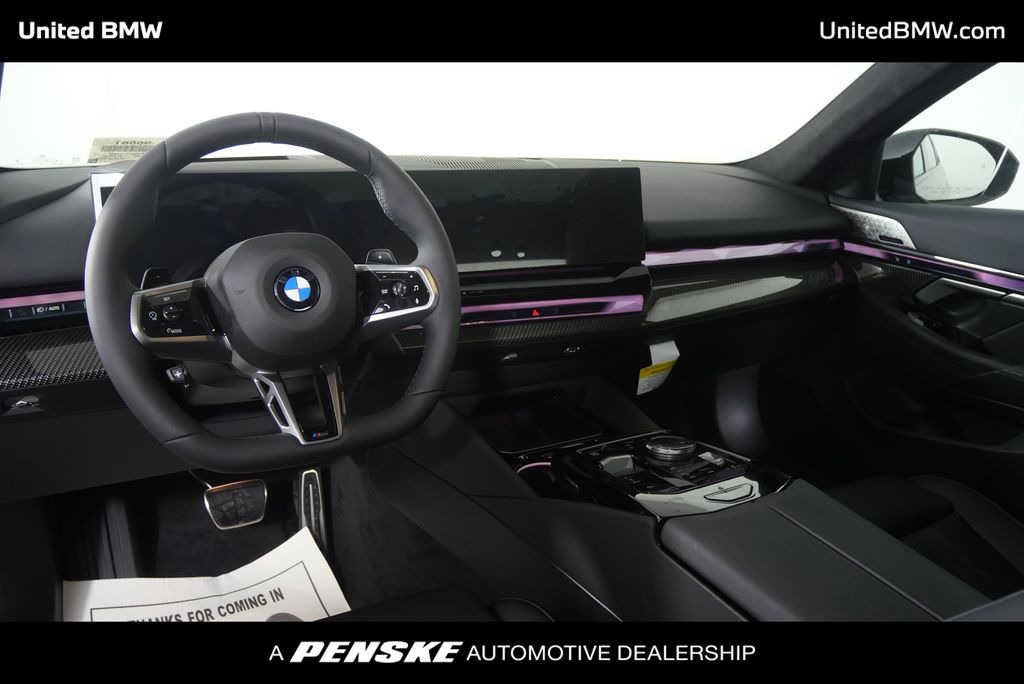 Thumbnail: 2027 BMW 5 Series - 16