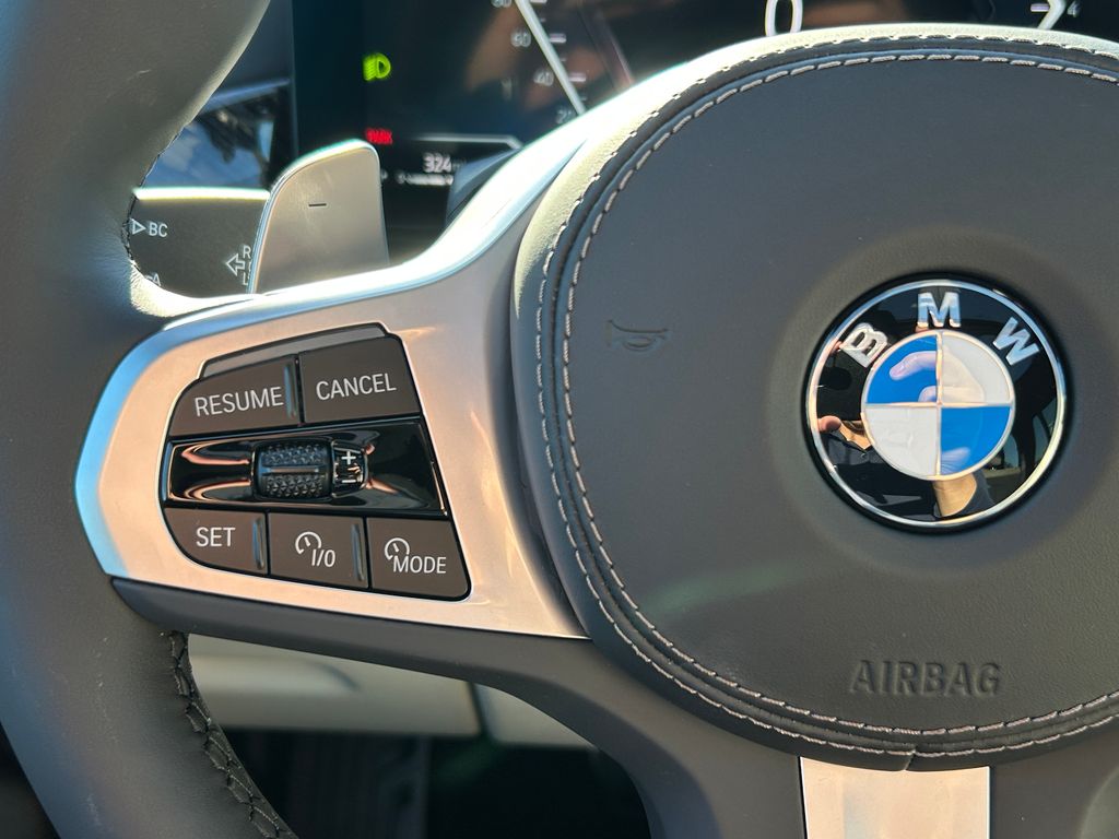 Thumbnail: 2026 BMW X5 - 19