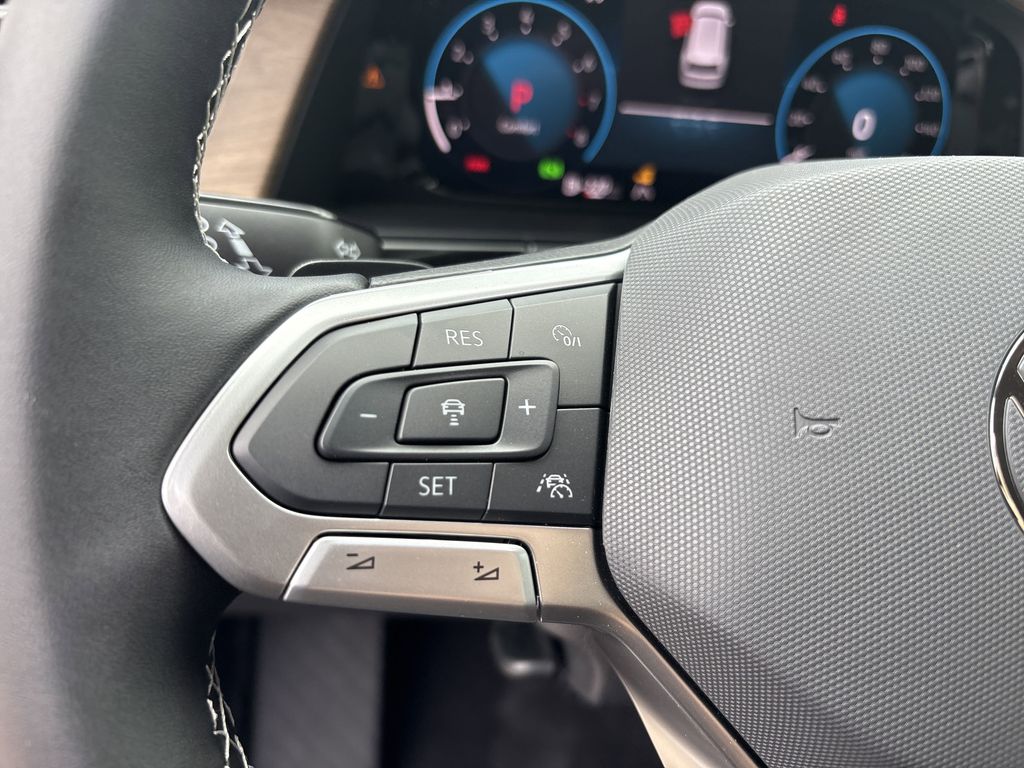 New 2025 Gray Volkswagen 2.0T SE w/Technology image 14