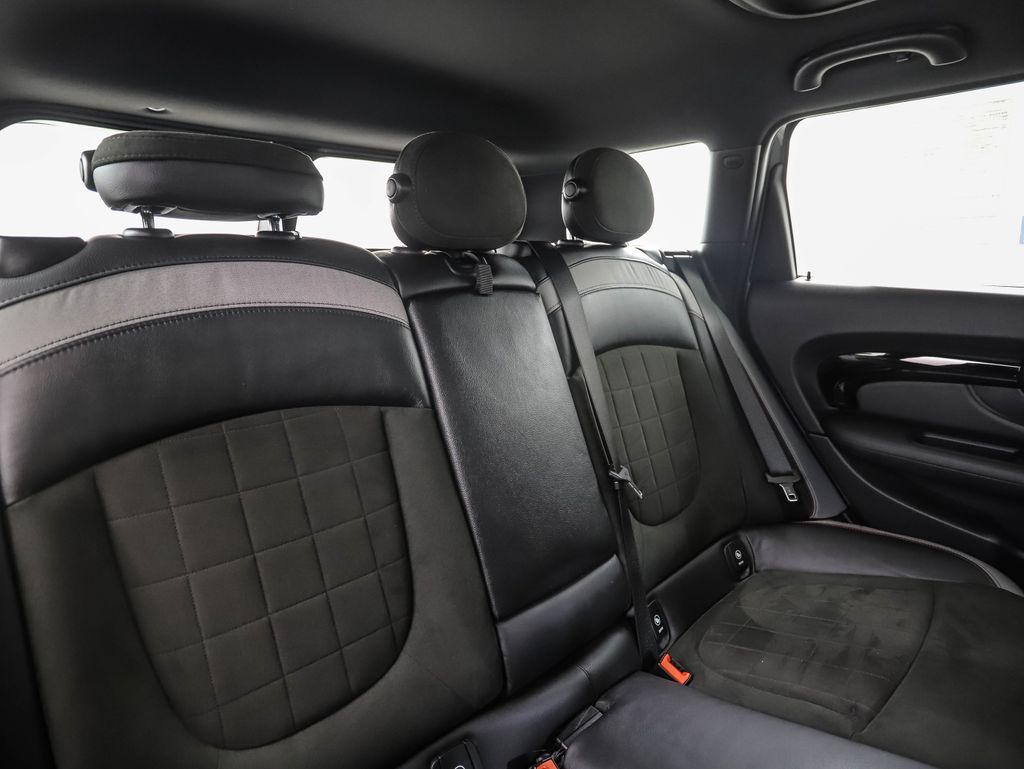 Thumbnail: 2022 MINI Cooper Clubman - 27