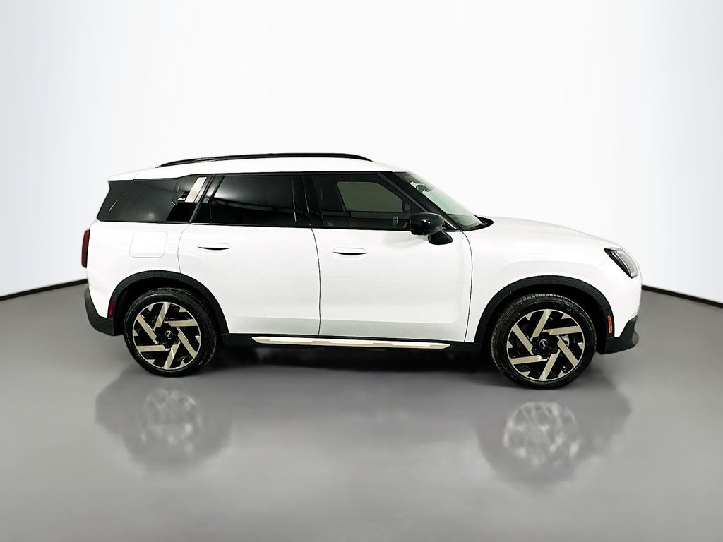 2025 MINI Cooper Countryman Base 4