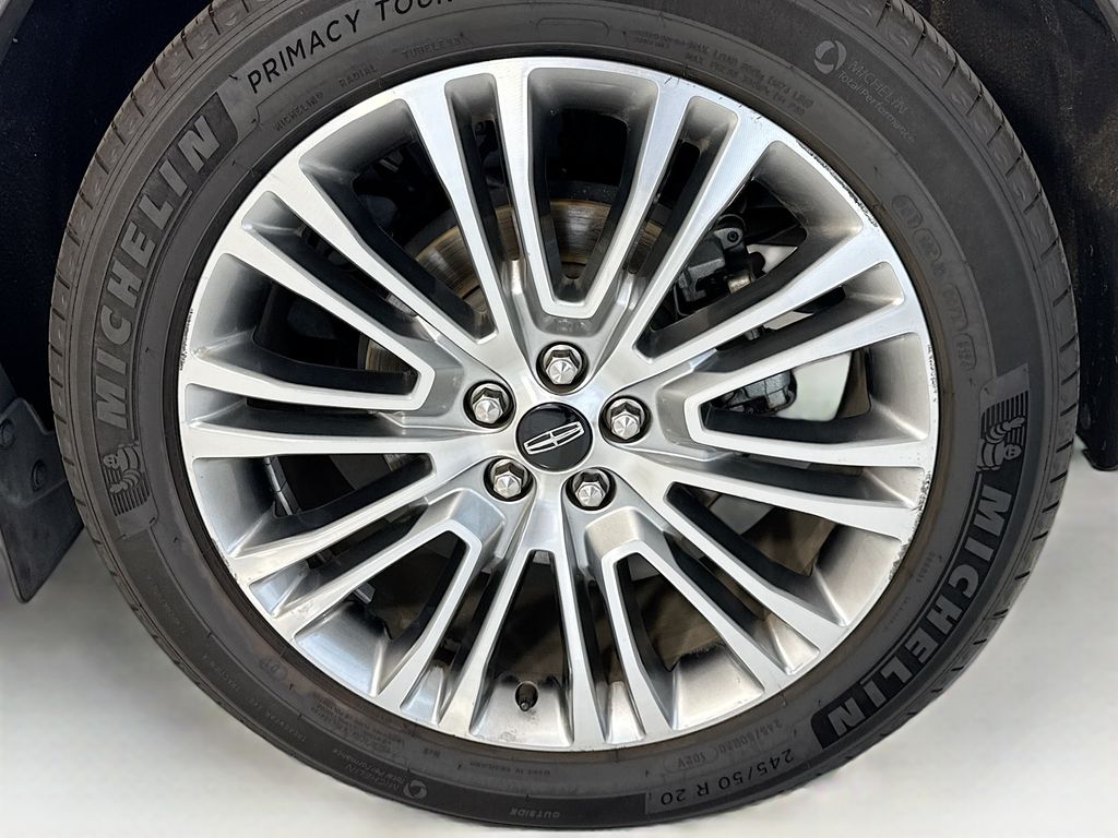 Thumbnail: 2017 Lincoln MKX - 31