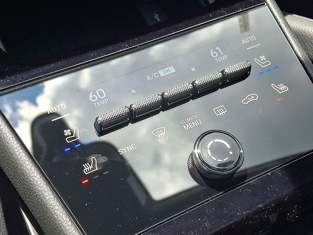 Thumbnail: 2025 Porsche  - 20