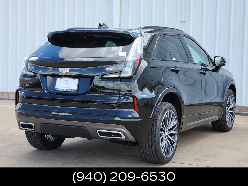 2024 Cadillac XT4 Sport 4