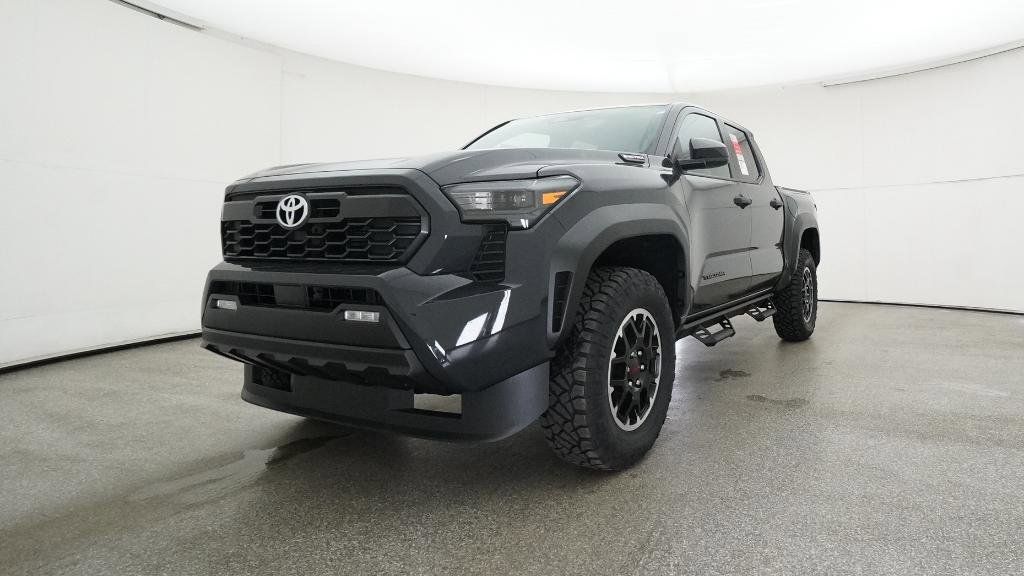 2025 Toyota Tacoma TRD Off-Road 19