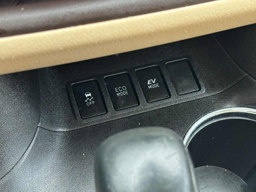 2019 Toyota Highlander Hybrid Limited photo