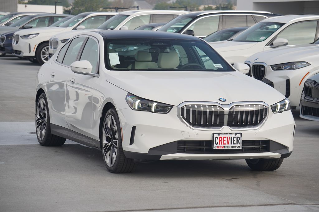 Thumbnail: 2025 BMW 5 Series - 3