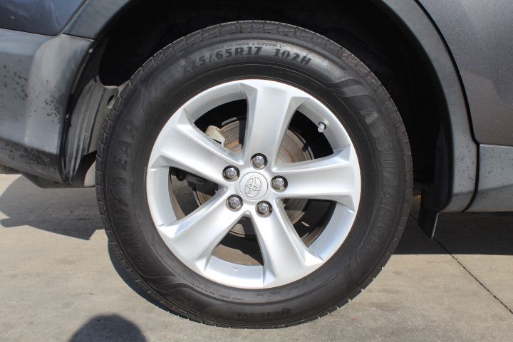 Used Car 2013 Toyota Rav4  Xle For Sale Under $10,000 In Georgetown, Texas