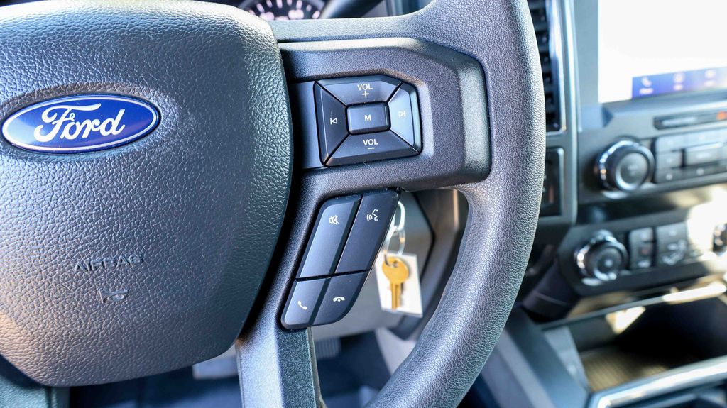 Used 2022 Ford Super Duty F-350 XLT 4D Crew Cab