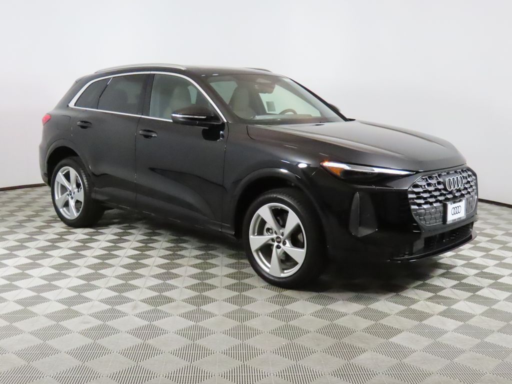 Thumbnail: 2025 Audi Q5 - 7