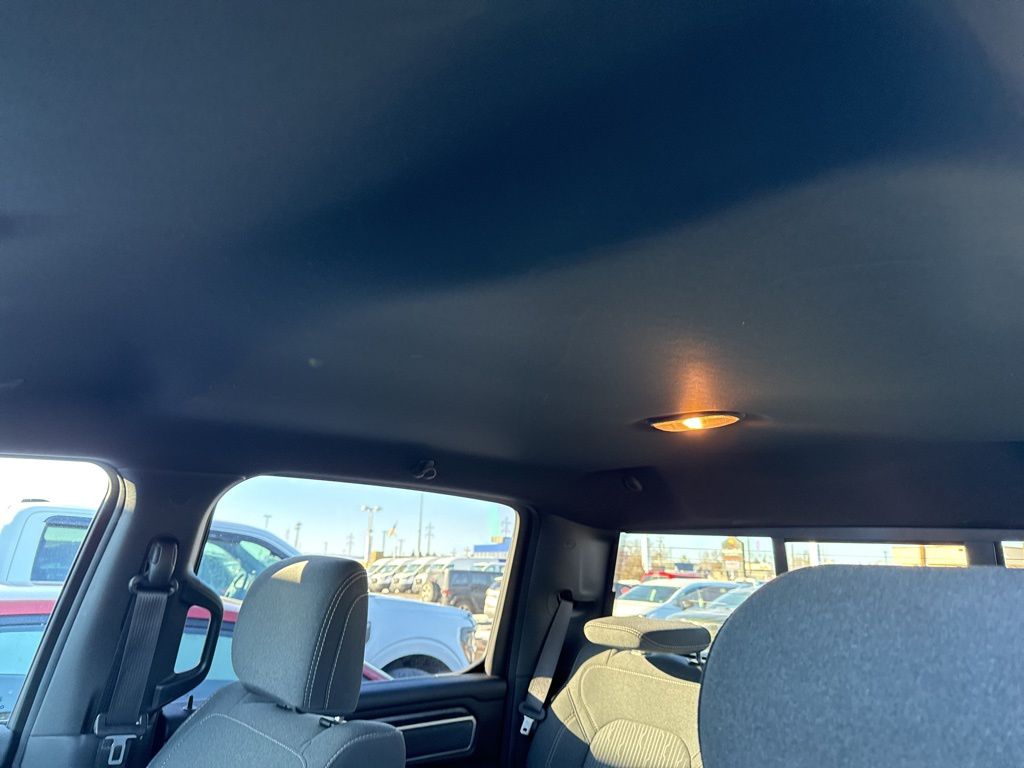 Certified Used 2022 Black Ram Big Horn/Lone Star image 33