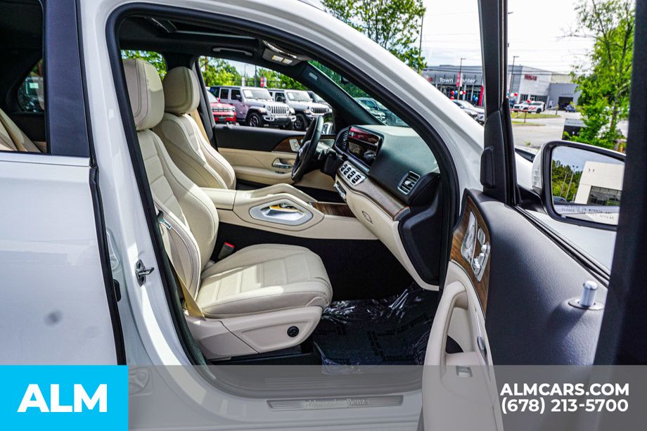 Used 2025 White Mercedes-Benz GLE 580 image 23