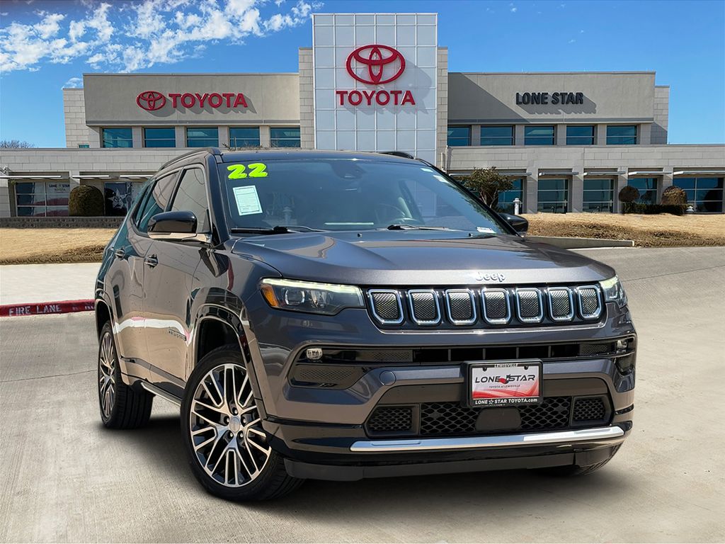 Gray (Granite Crystal Metallic Clearcoat) 2022 Jeep Compass SUV / Crossover Four-Wheel Drive 9-Speed Automatic