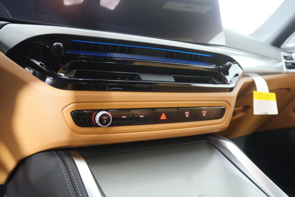 Thumbnail: 2026 BMW i4 - 20