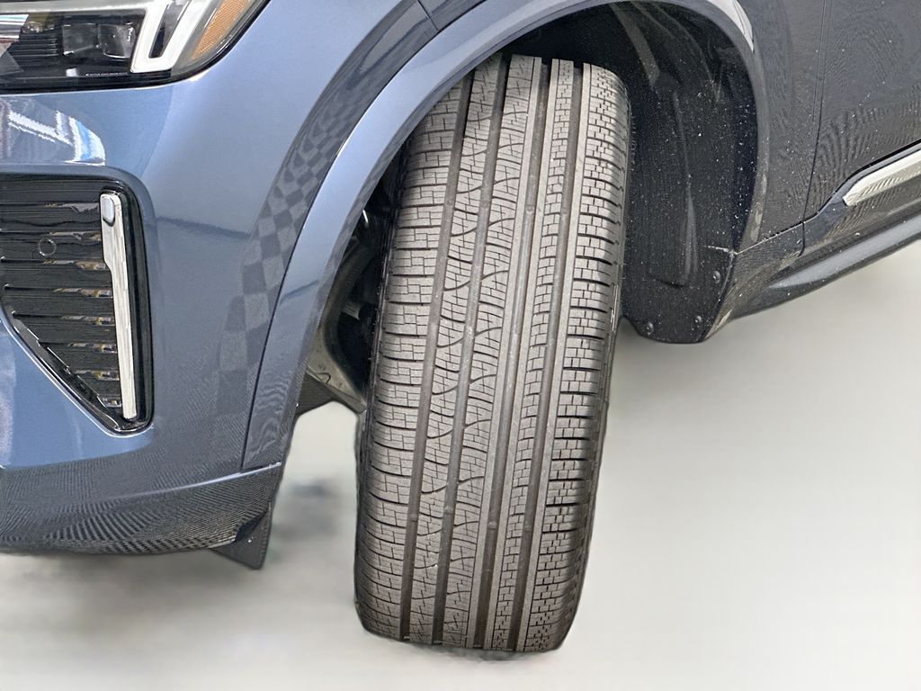2026 Volvo XC90 Core - Photo 25