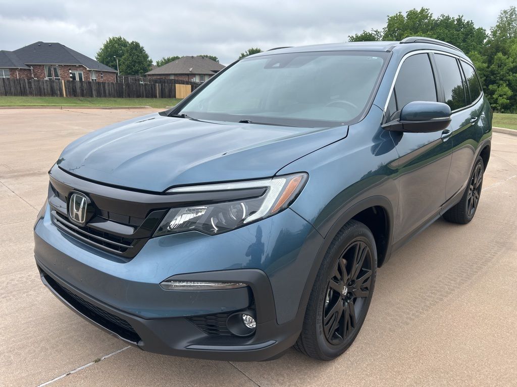 Blue 2021 Honda Pilot SE AWD SUV / Crossover All-Wheel Drive 9-Speed Automatic
