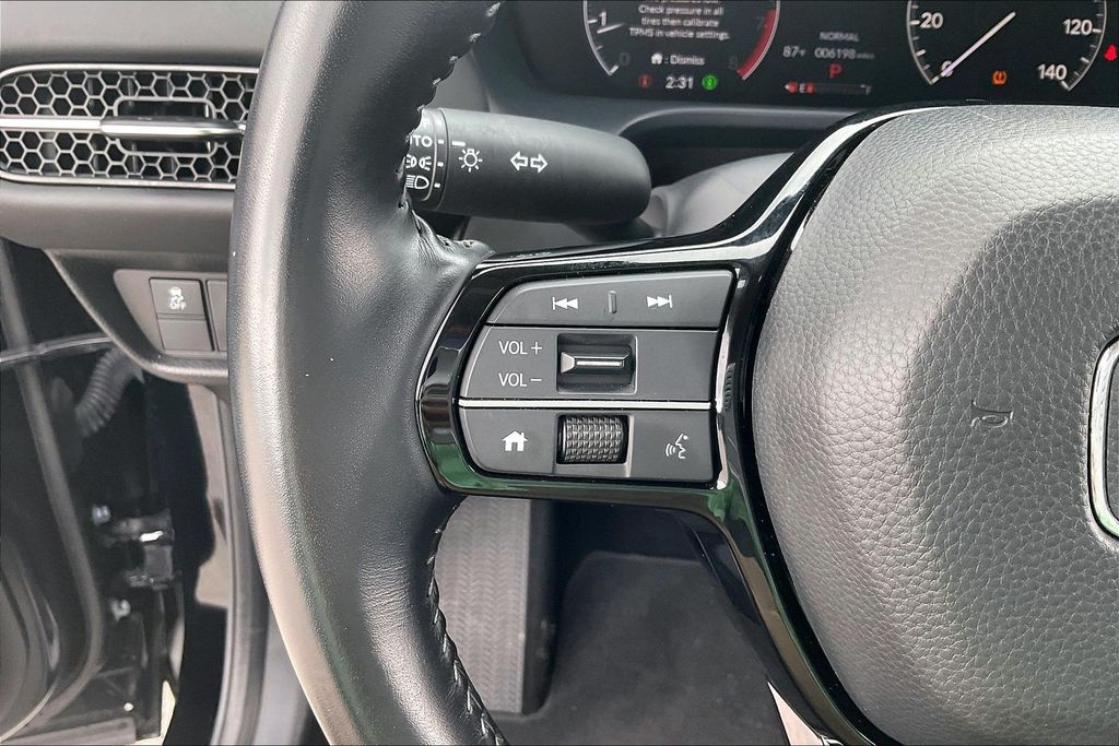 2025 Honda HR-V EX-L - Photo 11