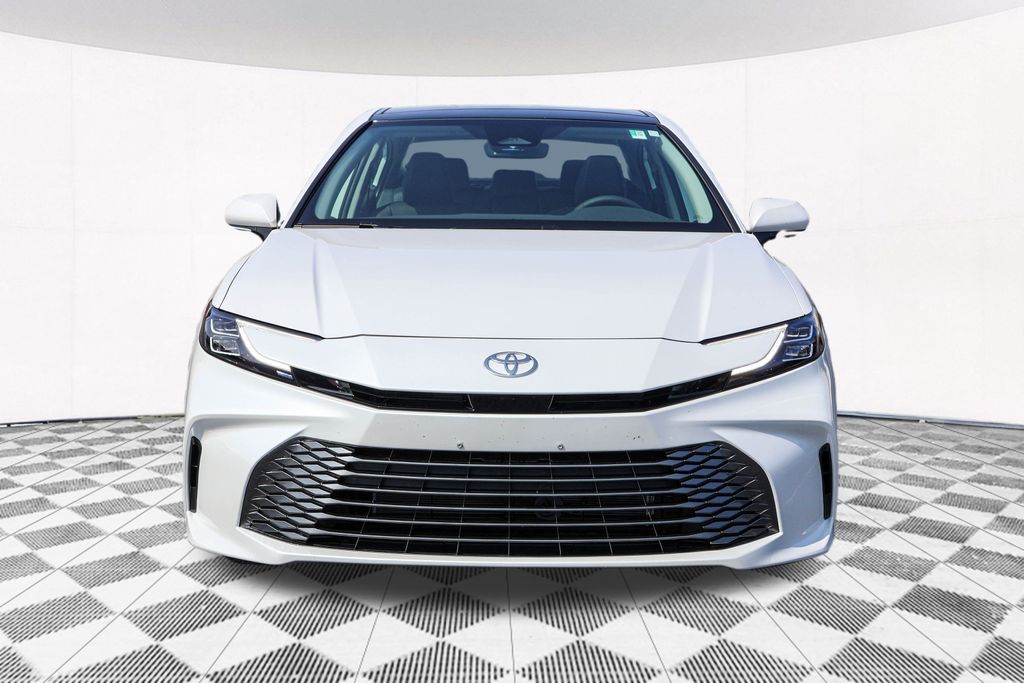 2025 Toyota Camry XLE 6