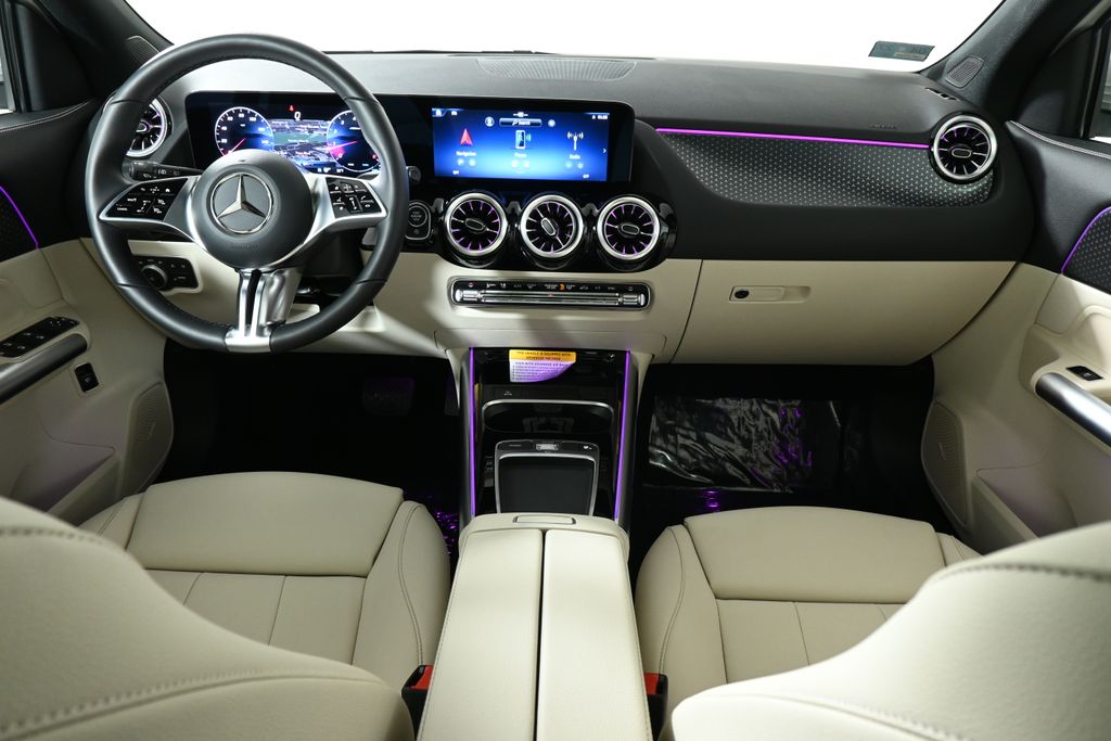 2025 Mercedes-Benz GLA 250 4MATIC 4