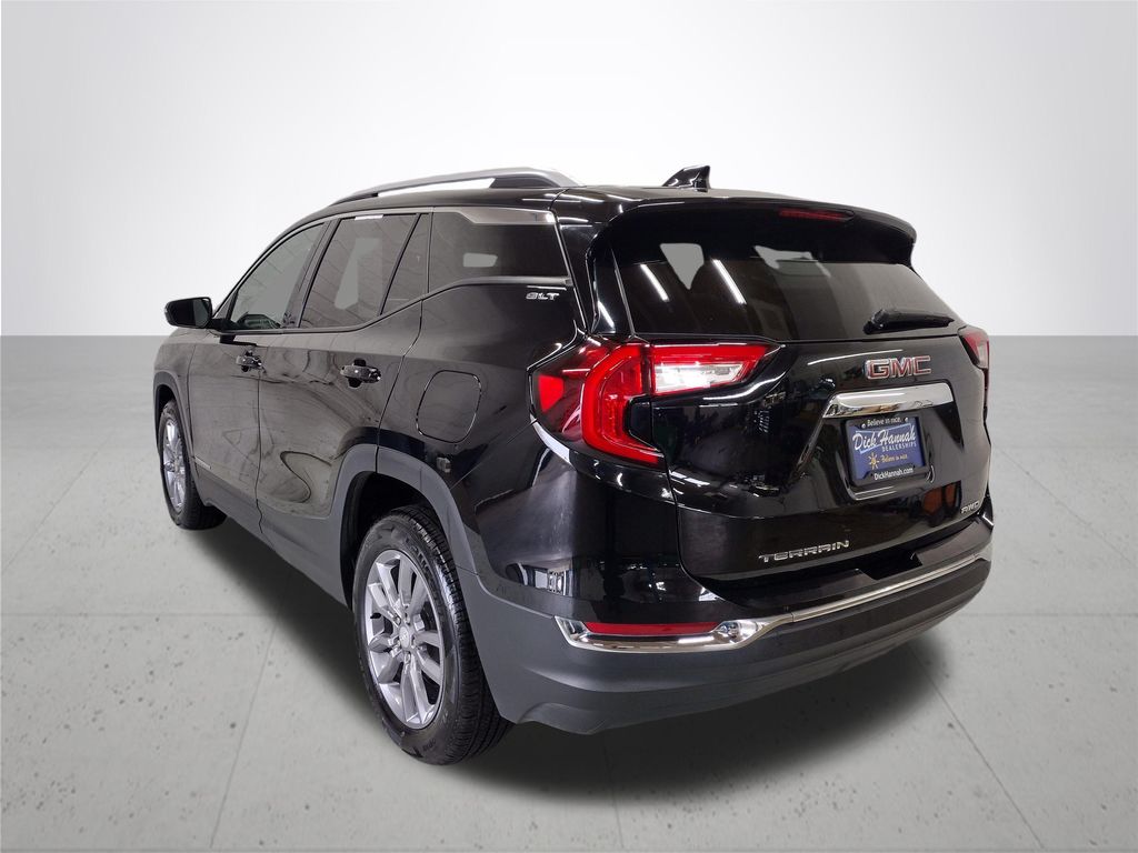 2022 GMC Terrain SLT