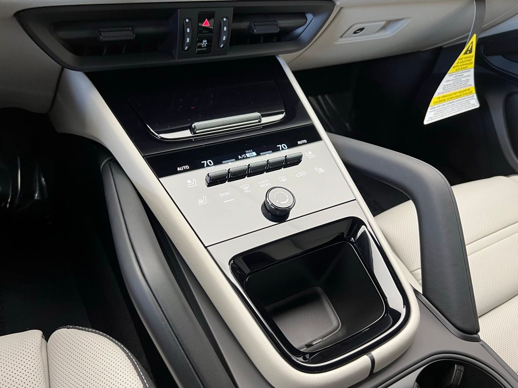 Thumbnail: 2026 Porsche  - 11