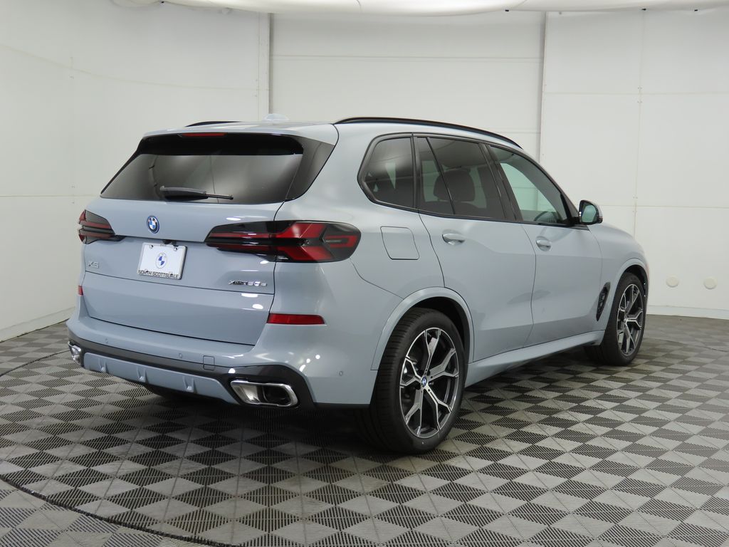 Thumbnail: 2026 BMW X5 - 5