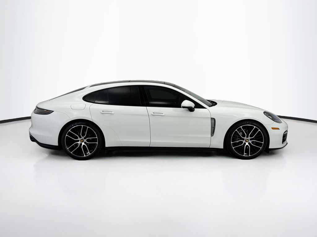 Thumbnail: 2023 Porsche Panamera - 8