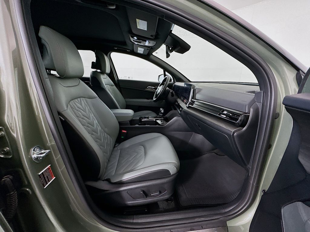 Thumbnail: 2025 Kia Sportage - 30