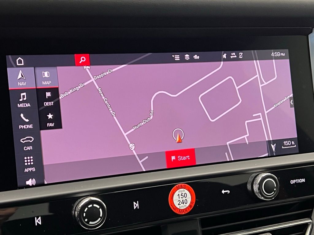 Thumbnail: 2023 Porsche Macan - 13