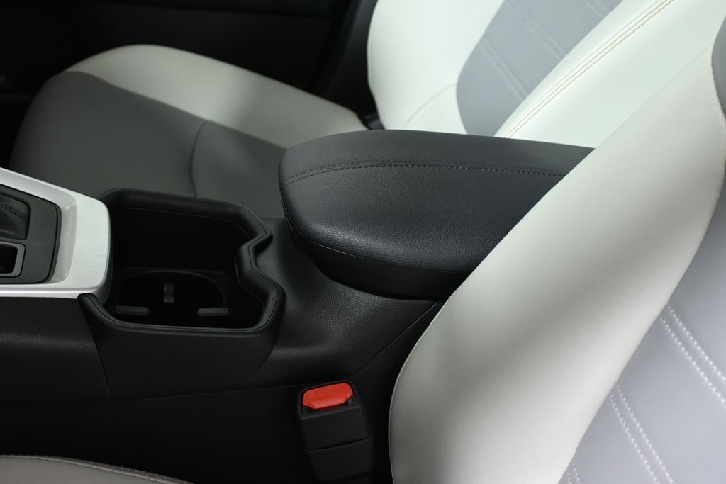 Thumbnail: 2024 Toyota RAV4 - 26