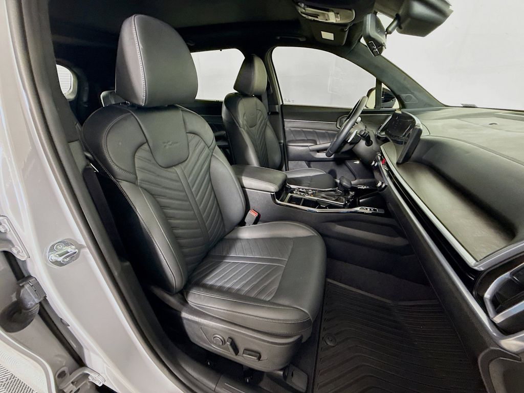 Thumbnail: 2025 Kia Sorento - 30
