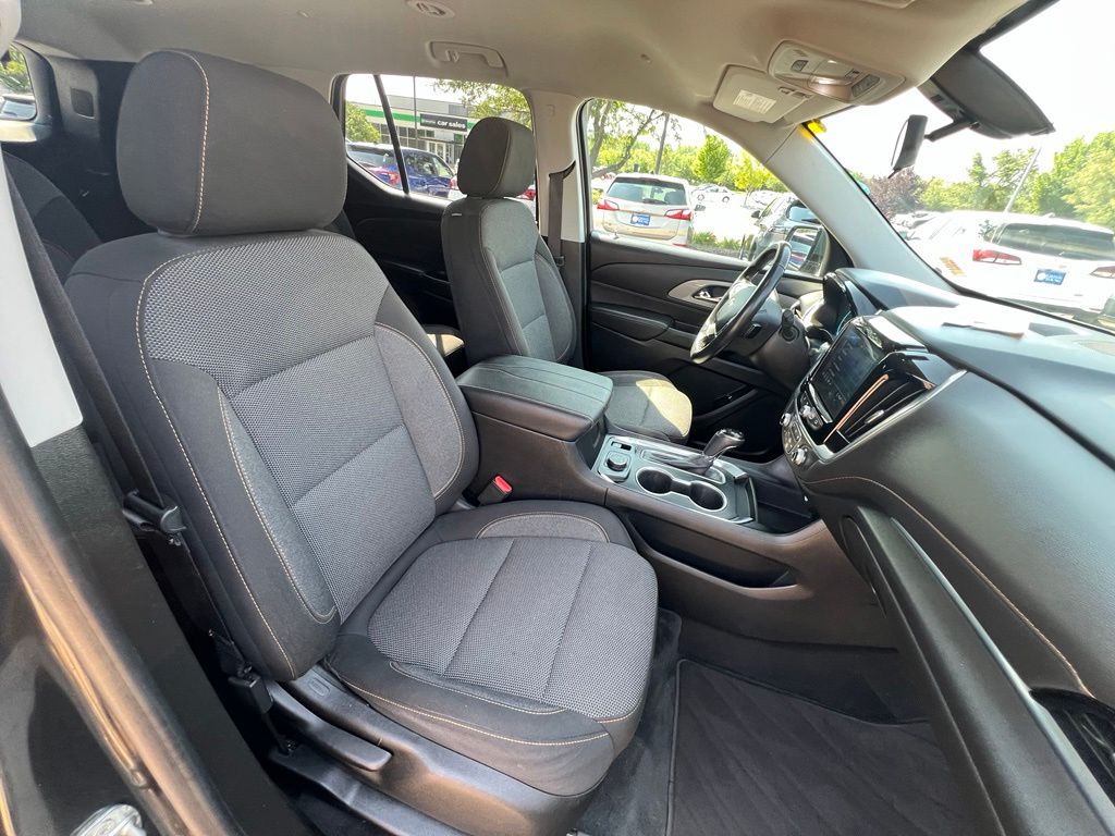 Used 2020 Chevrolet Traverse SUV