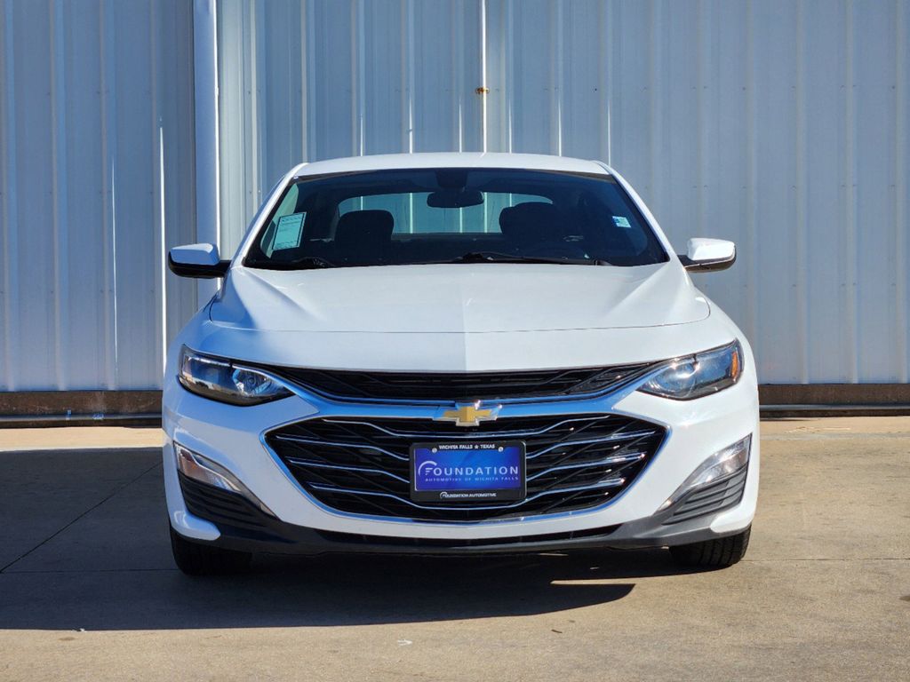 2022 Chevrolet Malibu LT 2