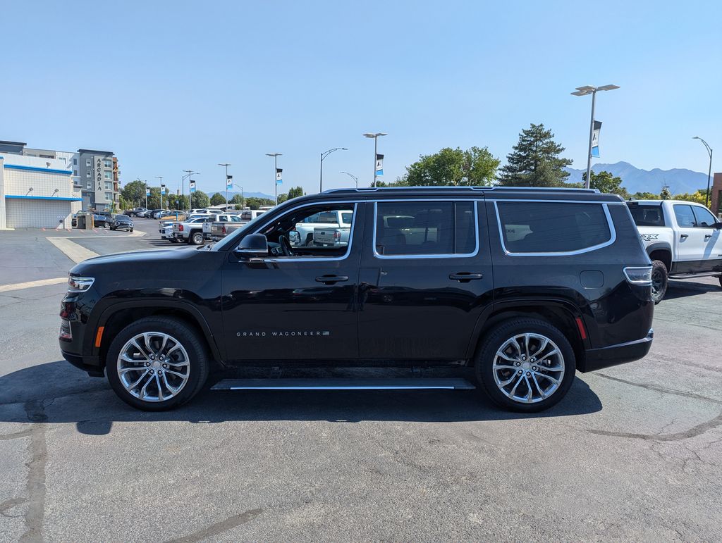 2023 Jeep Grand Wagoneer Series II 8