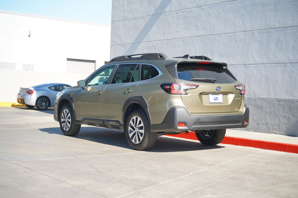 2025 Subaru Outback Premium 3