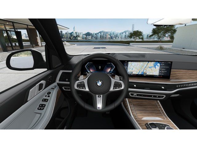 Thumbnail: 2026 BMW X7 - 13