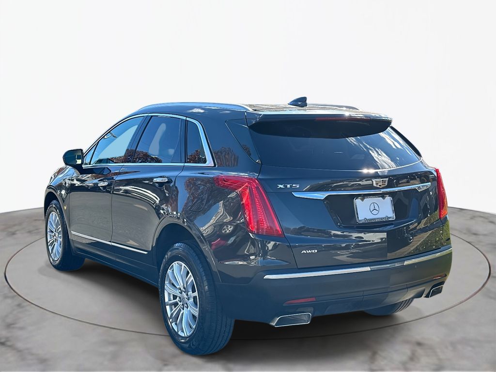 Thumbnail: 2018 Cadillac XT5 - 10