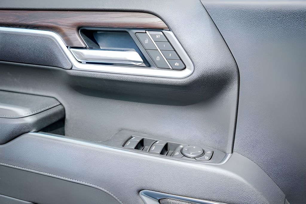 New 2026 Silver GMC SLT image 17