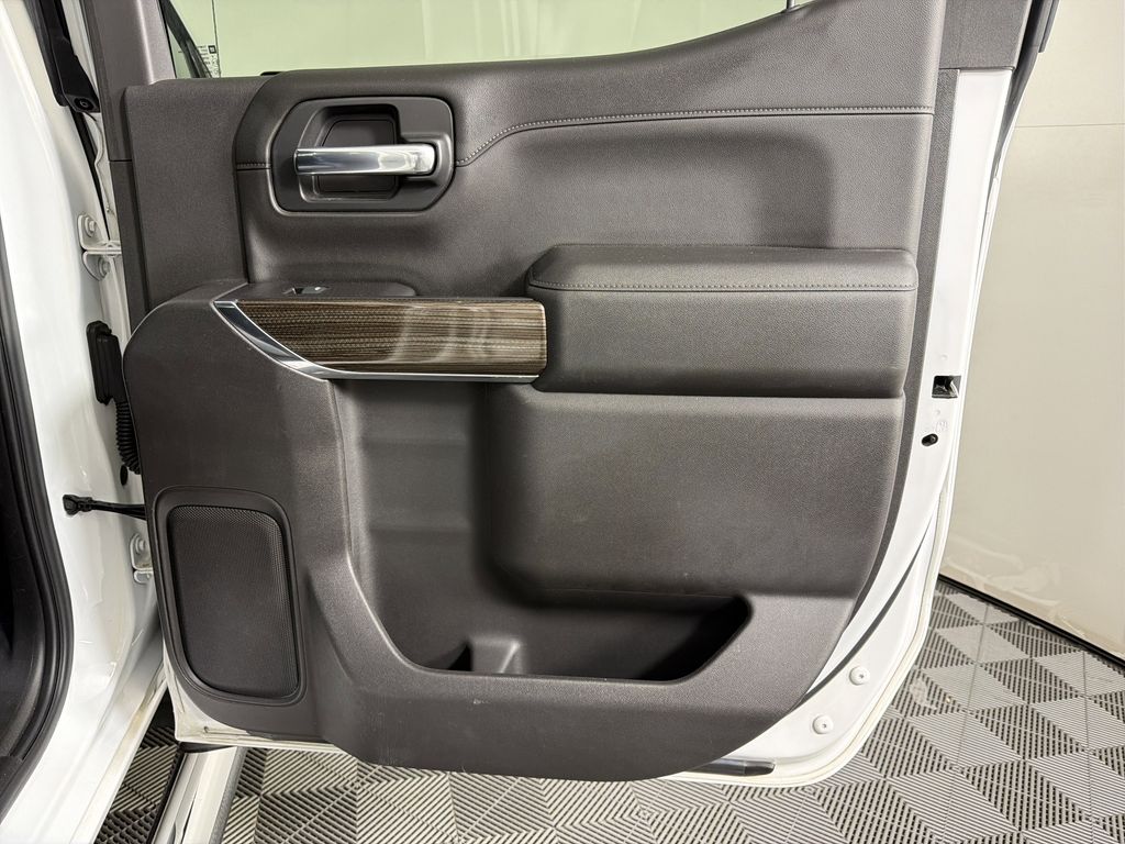 used 2020 Chevrolet Silverado 1500 car, priced at $28,995