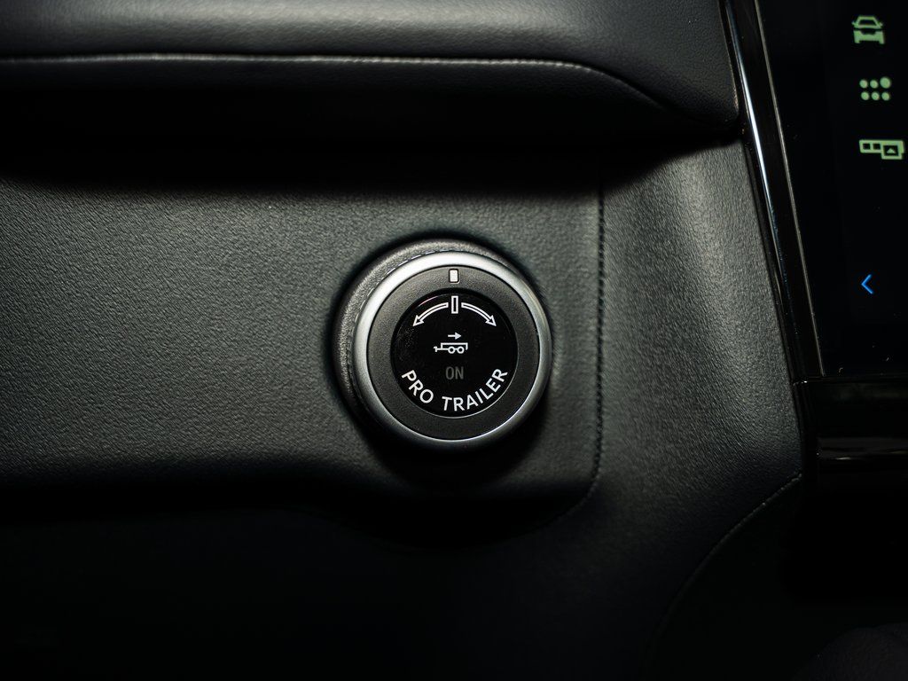 New 2026 White Lincoln Reserve image 32