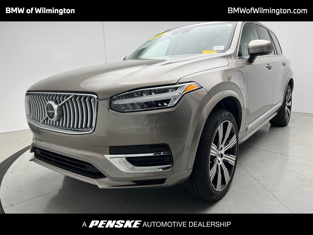 Thumbnail: 2022 Volvo XC90 - 1