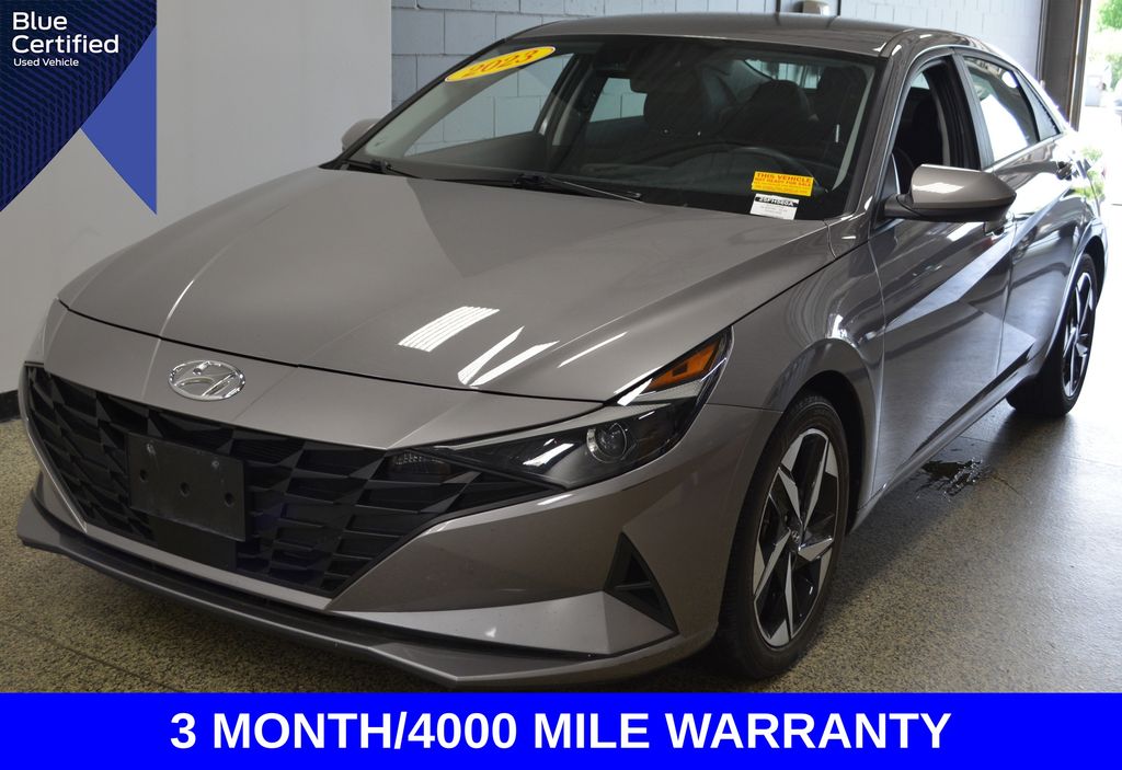 Fluid Metal 2023 Hyundai Elantra Sedan Front-Wheel Drive Continuously Variable Transmission