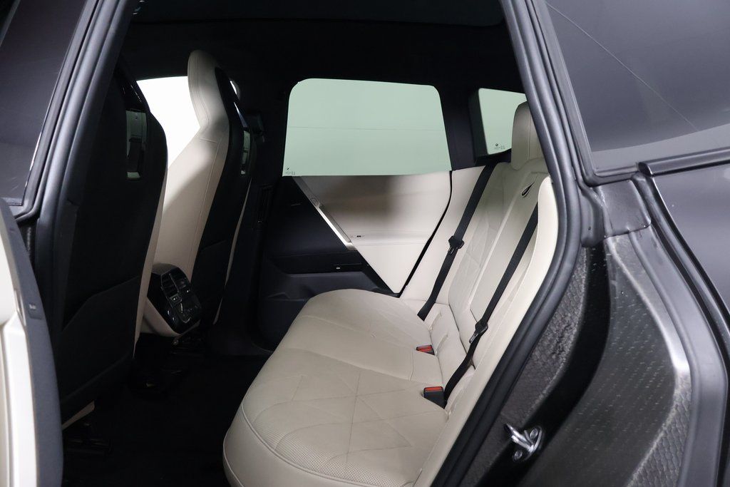 Thumbnail: 2024 BMW iX - 11