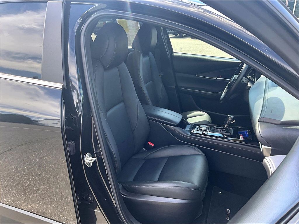 2024 Mazda CX-30 — photo 11