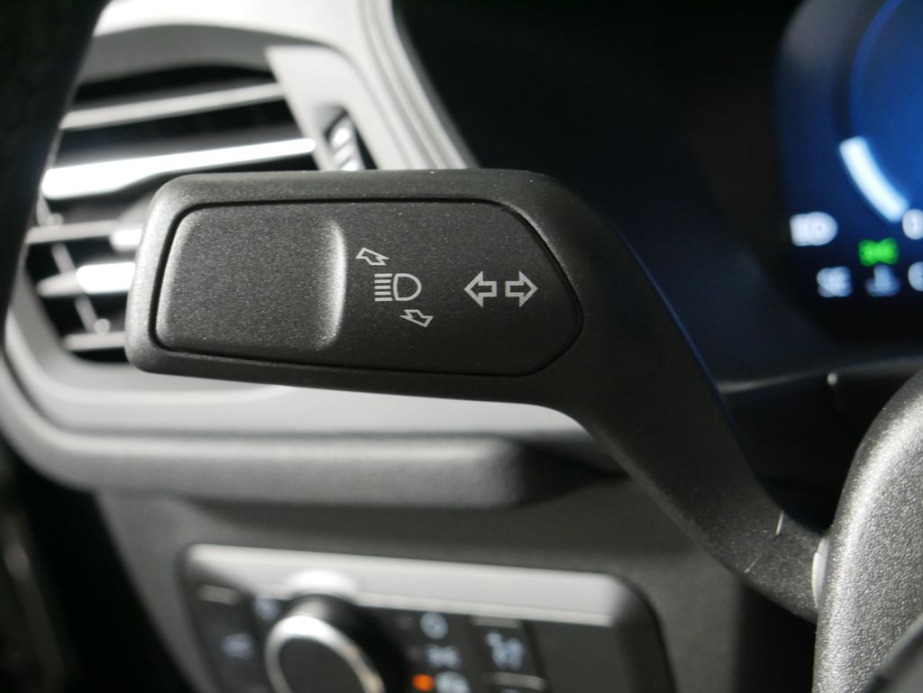 Thumbnail: 2023 Ford Escape - 20