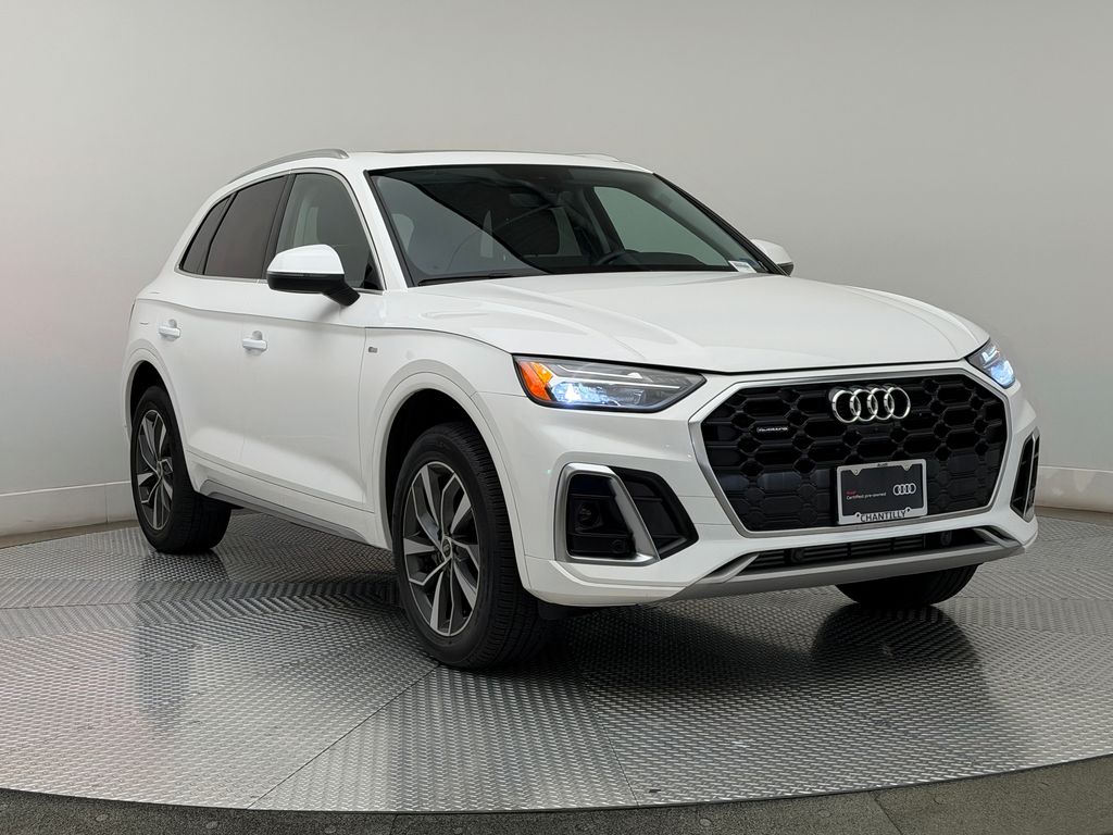 Thumbnail: 2023 Audi Q5 - 2